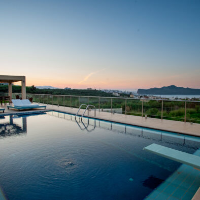 luxury villa to stay in chania